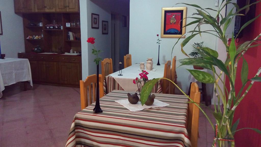 Los Jazmines B&B Asunción Esterno foto