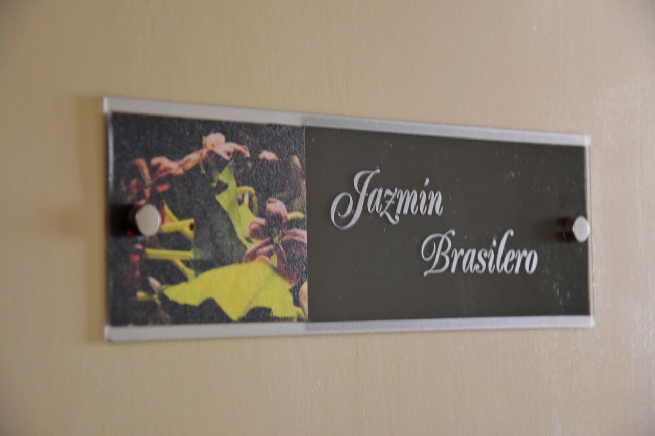 Los Jazmines B&B Asunción Esterno foto